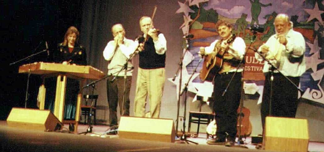 Cathy Barton, Dave Para, Bob Dyer and friends.